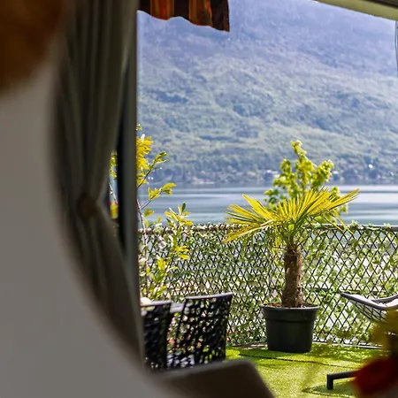 Apartment Superbe Avec Vue Sur Le Du Bourget